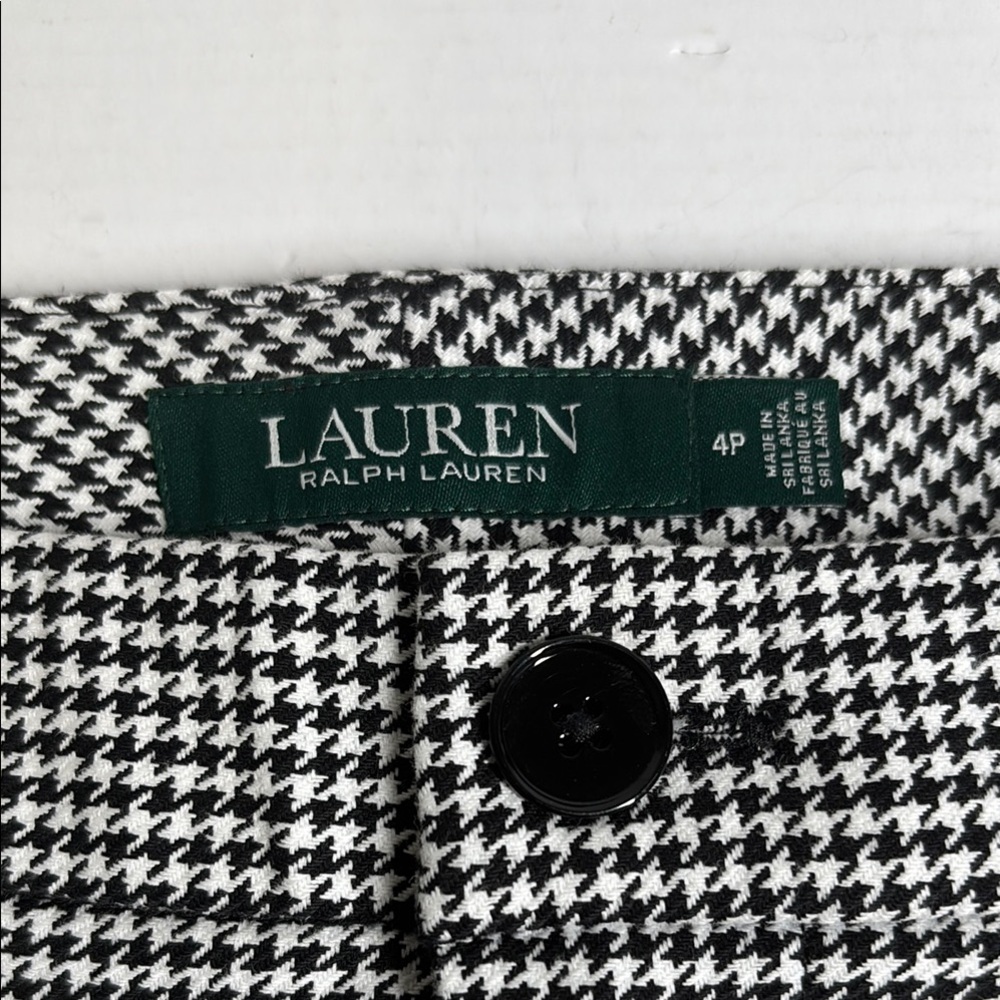 Lauren Ralph Lauren Women's Black and White Herringbone Bermuda Shorts in EUC. - Picture 3 of 9